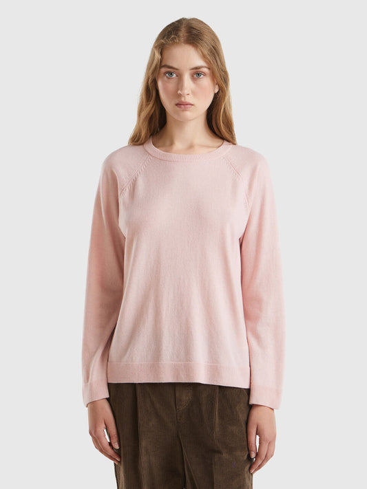 CAMEL CREW NECK SWEATER IN CASHMERE AND WOOL BLEND