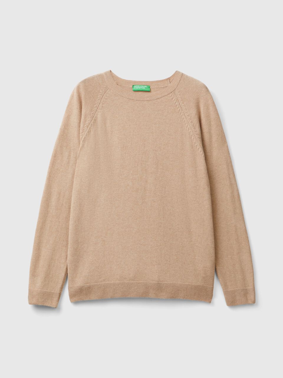 CAMEL CREW NECK SWEATER IN CASHMERE AND WOOL BLEND