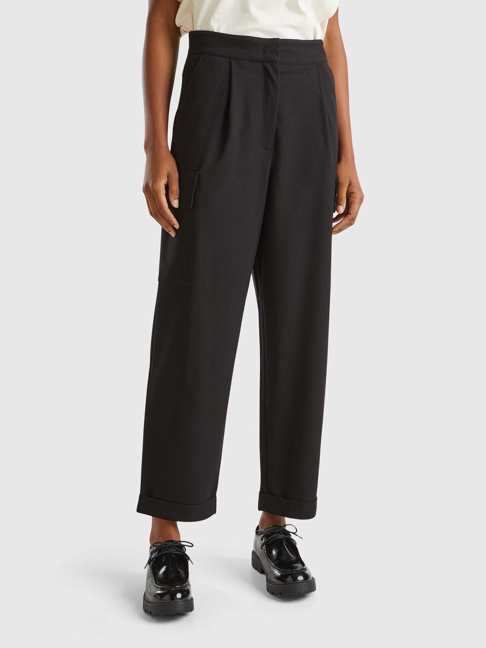 CARGO TROUSERS IN VISCOSE BLEND