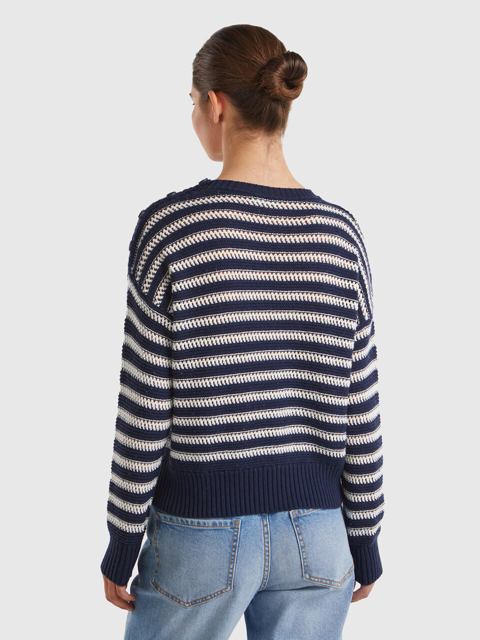 STRIPED BOXY FIT SWEATER