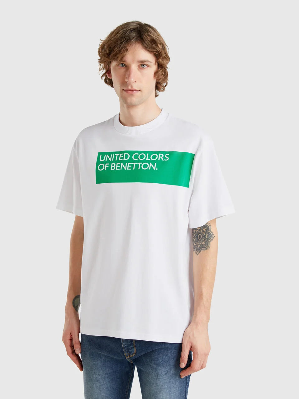 T-SHIRT WITH FRONT PRINT