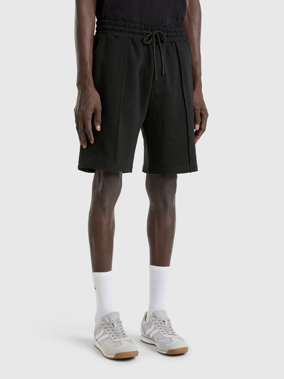 BERMUDAS IN COTTON SWEAT