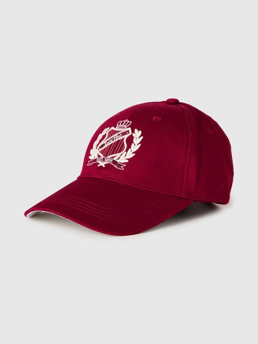 BASEBALL CAP WITH EMBROIDERY