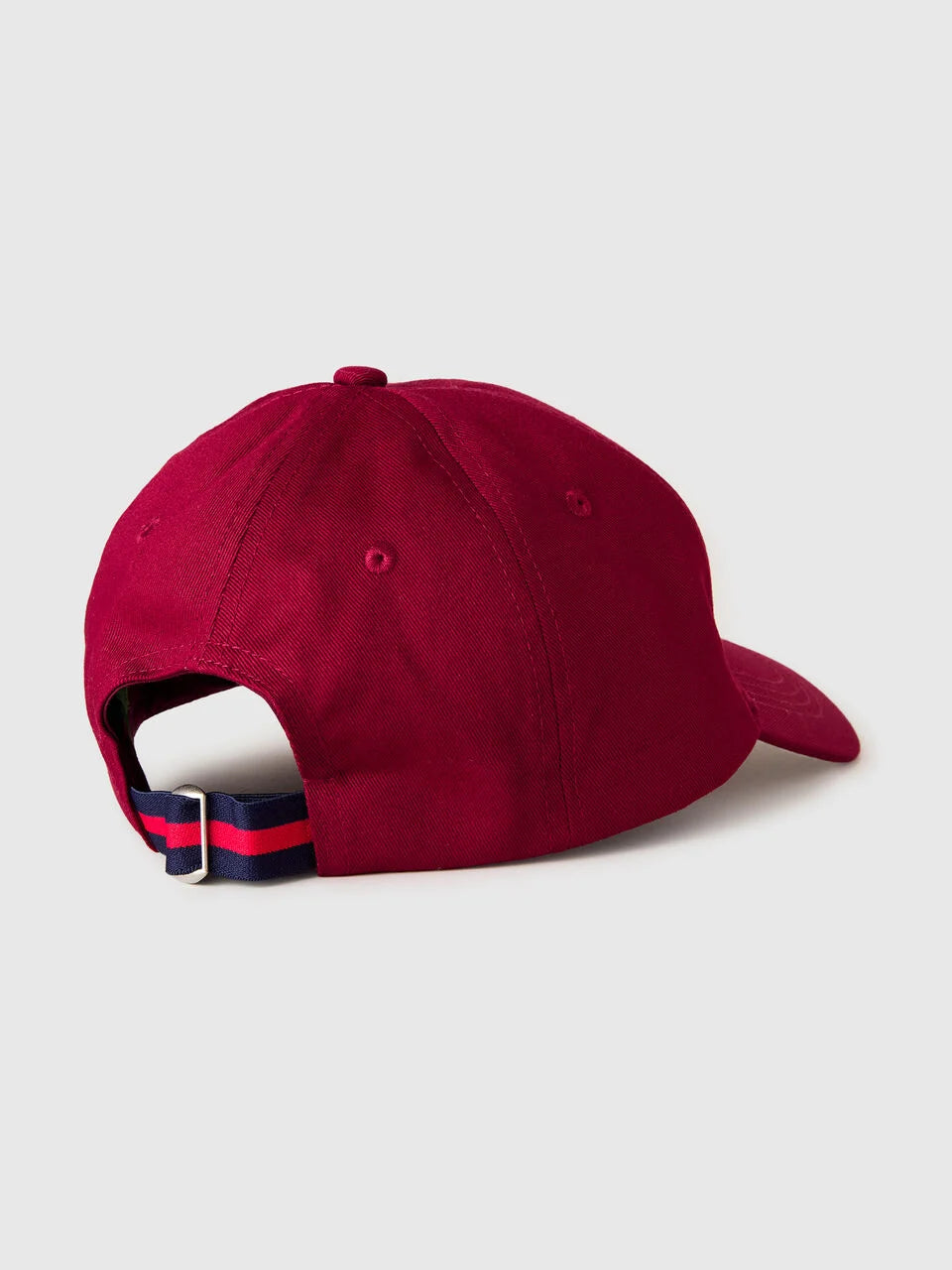 BASEBALL CAP WITH EMBROIDERY