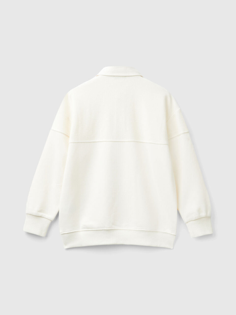 SWEATSHIRT WITH COLLAR