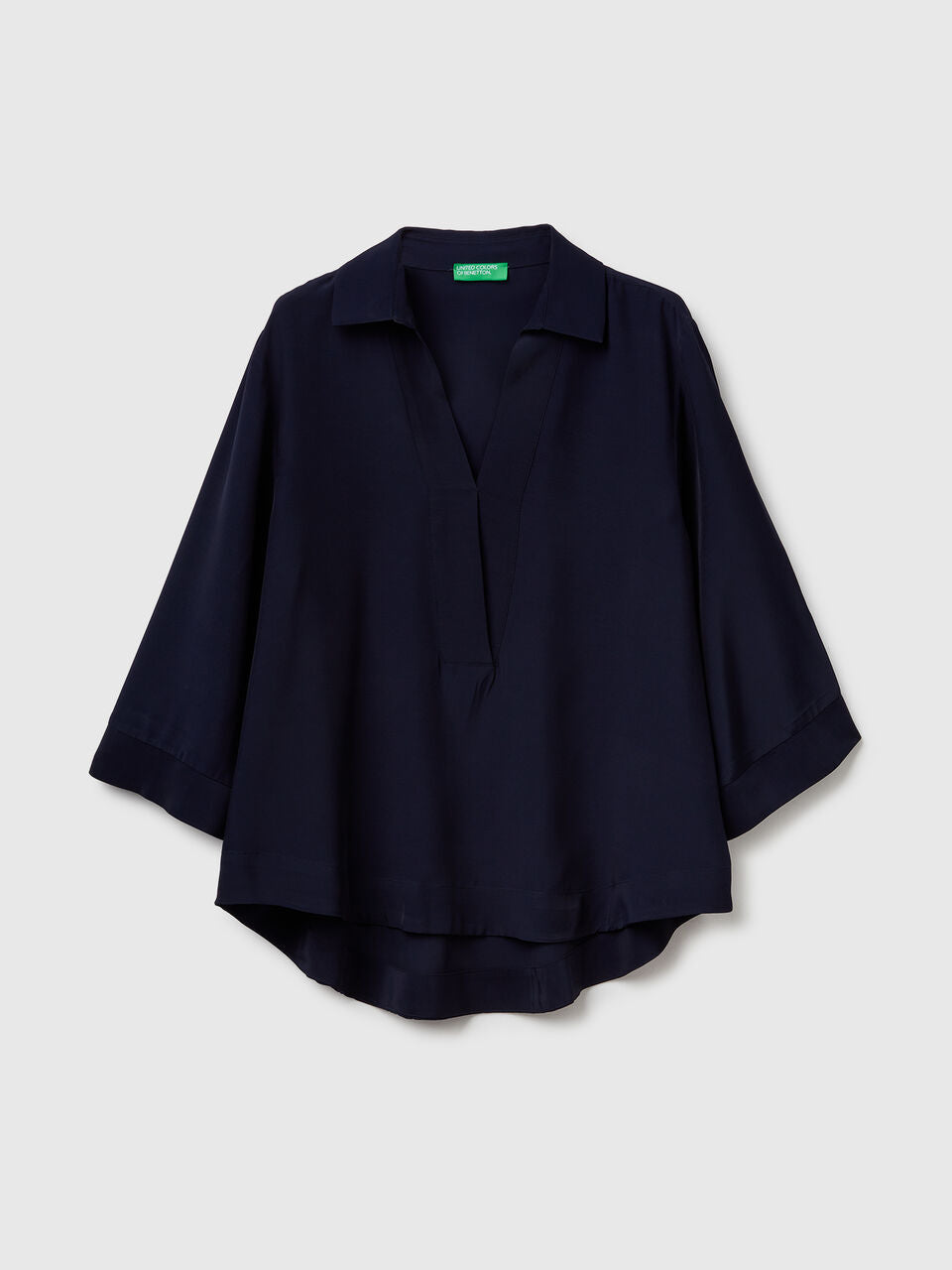 WIDE BLOUSE IN 100% VISCOSE