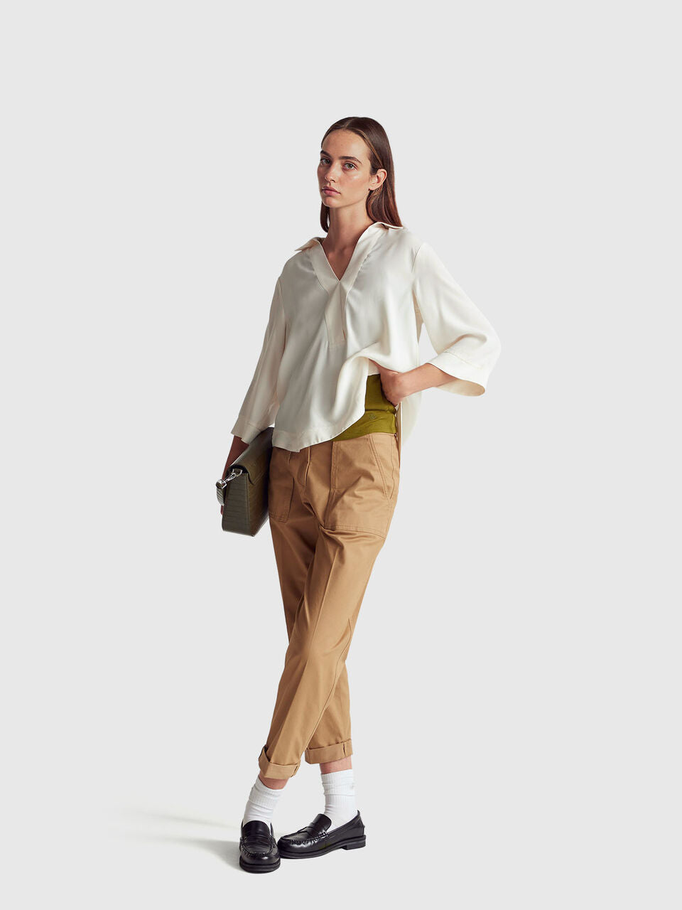 WIDE BLOUSE IN 100% VISCOSE