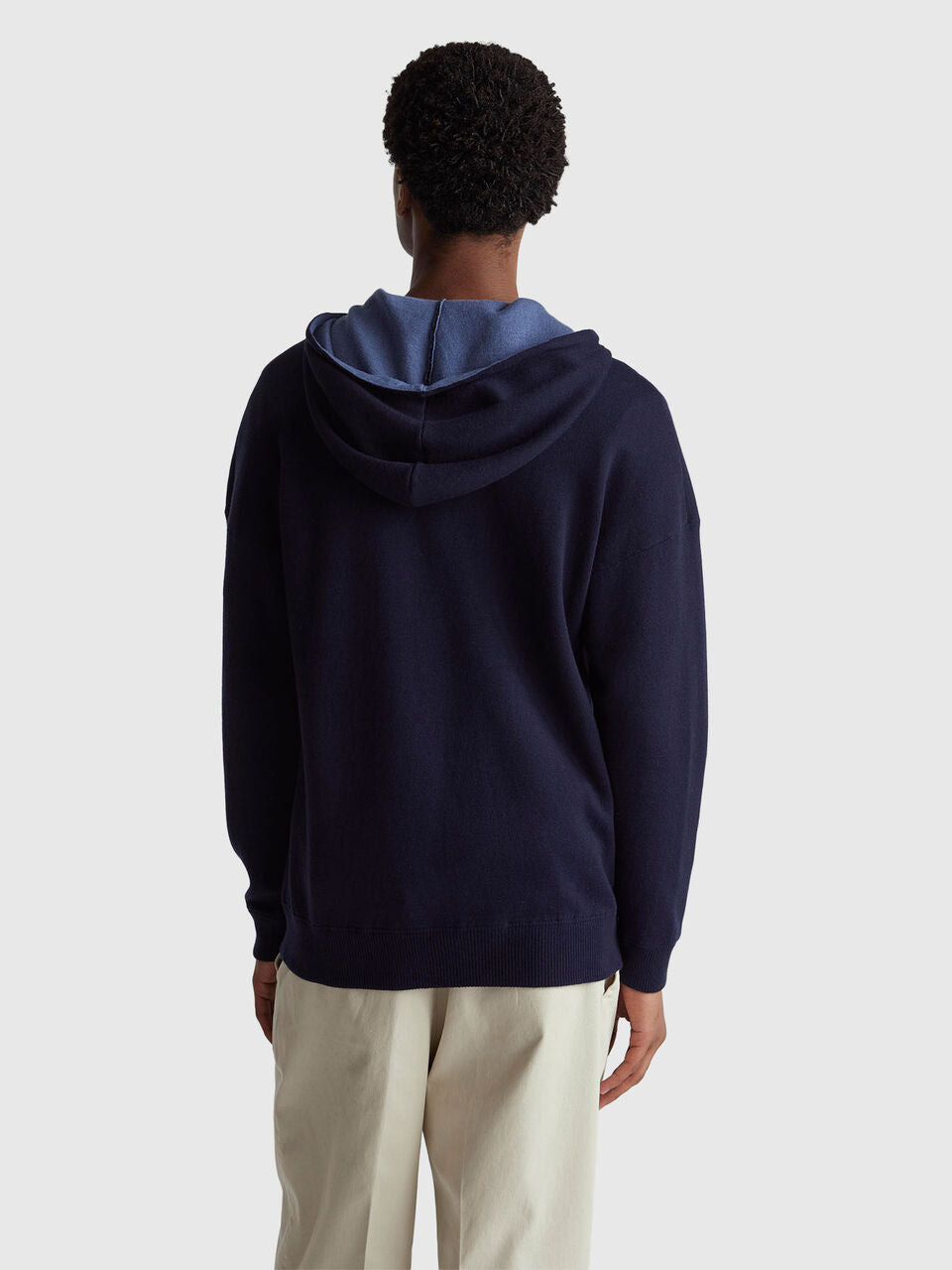 HOODED RELAXED FIT SWEATER