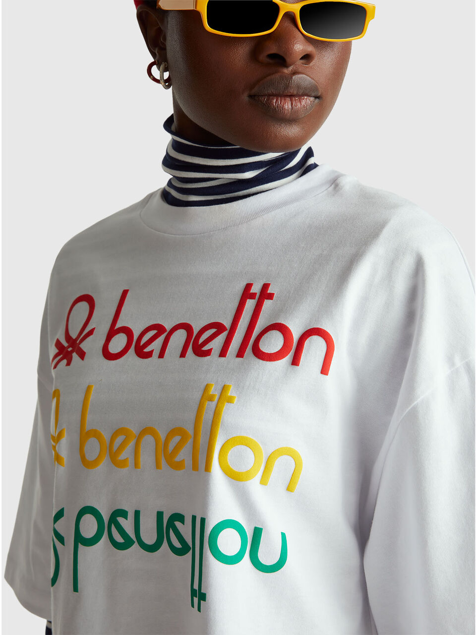 T-SHIRT WITH STRANGER THINGS PRINT